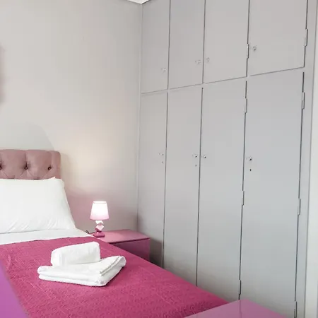 Messinian Bay Shore Apartment *