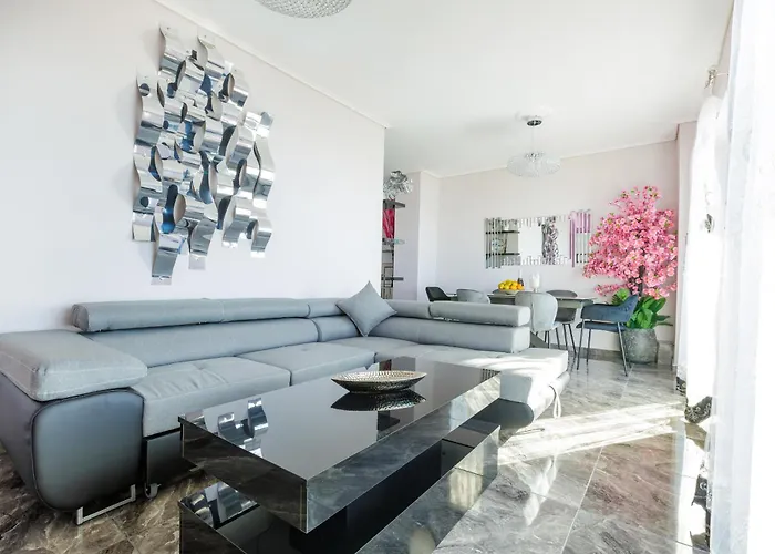 Messinian Bay Shore * Kalamata